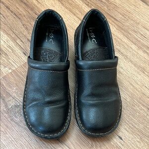 boc black leather clogs, size 7